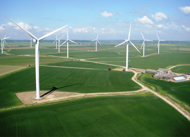 UK sets wind energy record RWE divests 207MW stake in Texas wind quartet