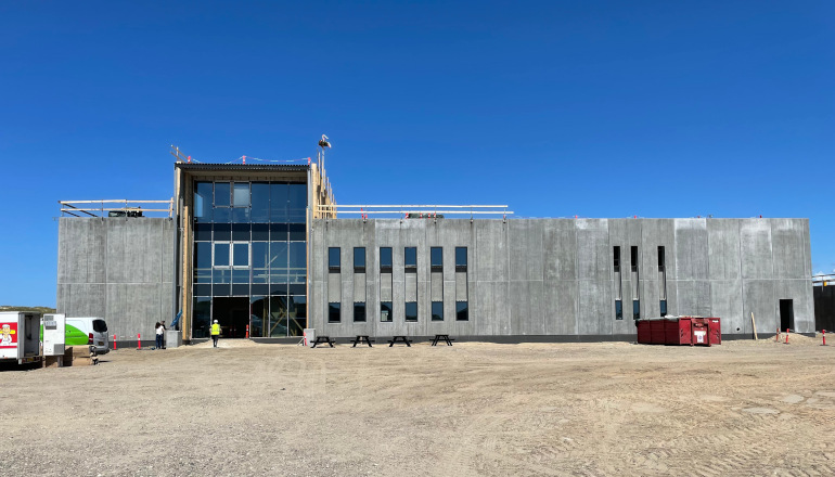 Topping-out for Thor base as 2025 finish nears Topping-out for Thor base as 2025 finish nears