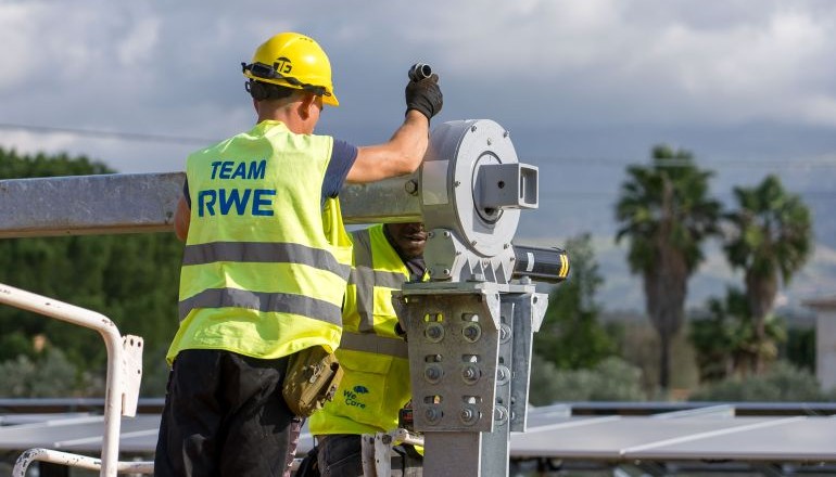 Strong winds boost RWE earnings RWE doubles Italy build to 235MW