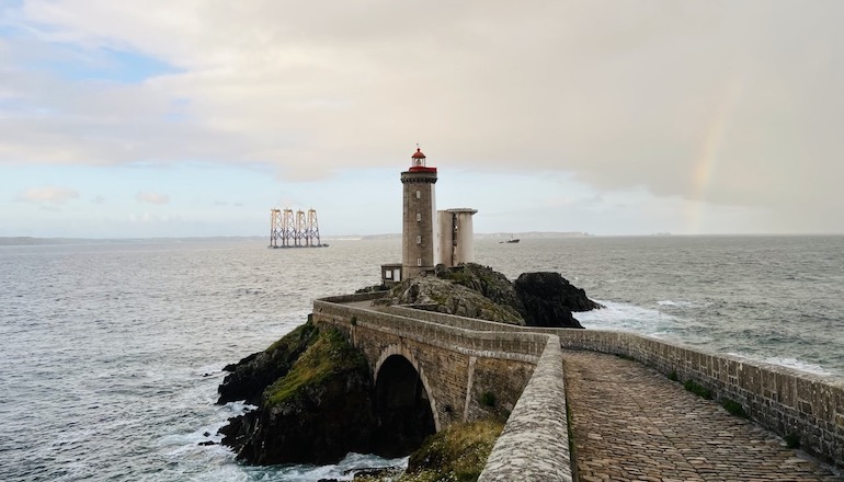Saint-Brieuc kicks off foundation installation