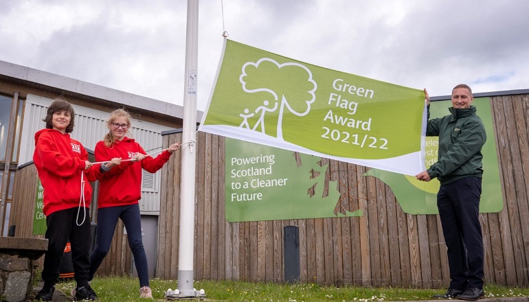 Whitelee wind farm flies Green Flag Whitelee wind farm flies Green Flag