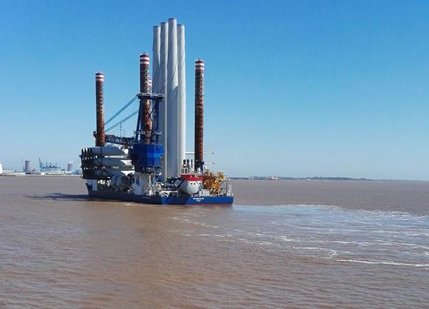 Turbines rise at Race