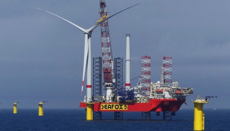 Windcarrier swoops on Seafox jack-up