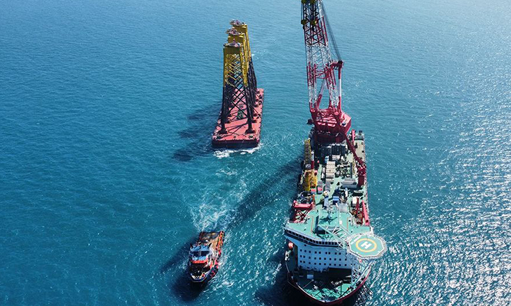 SFE installs first jacket at 300MW offshore wind farm SFE installs first jacket at 300MW offshore wind farm