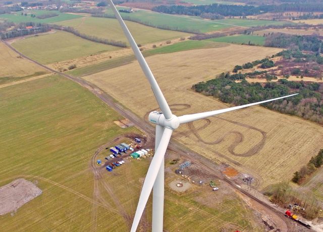 Siemens newbie rises in Denmark