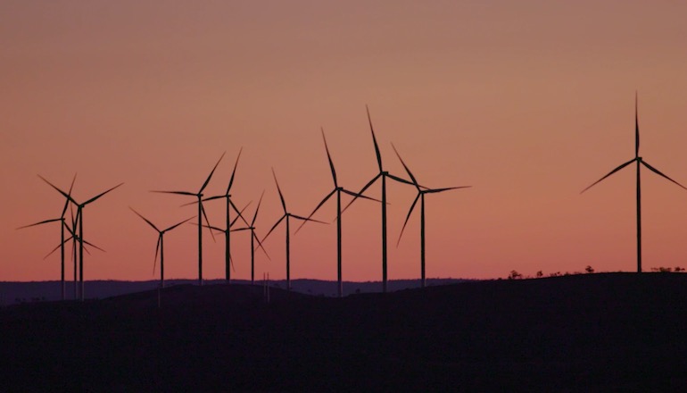 First Sentier, Palisade to buy Oz wind stake Silverton reaches full power in Australia