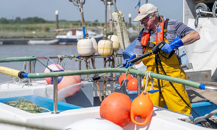 Fishermen hook £10k share of Hornsea 3 fund Fishermen hook £10k share of Hornsea 3 fund