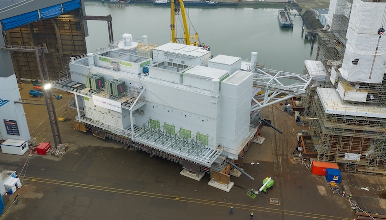 HSI rolls out Zingst offshore wind topside