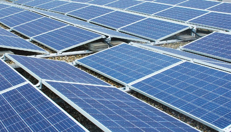 MaxSolar executes €410m debt finance facility Low Carbon to build three UK solar farms