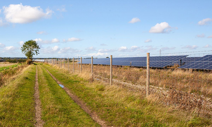 Solar in 4.9GW AR7a sweet spot Island Green Power given nod for 46MW UK solar farm