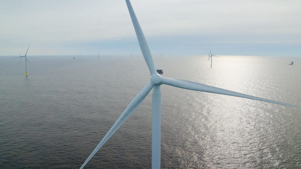 Orsted, Eversource take FID on Sunrise Wind Orsted completes 130MW South Fork