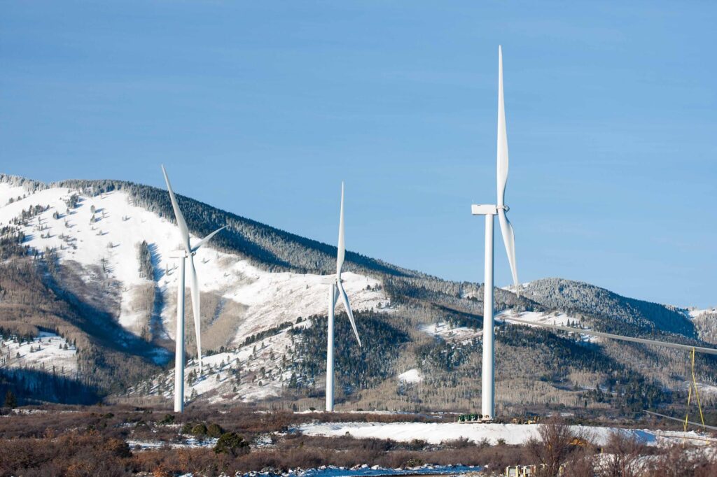 sPower closes South Dakota wind build cash sPower closes South Dakota wind build cash