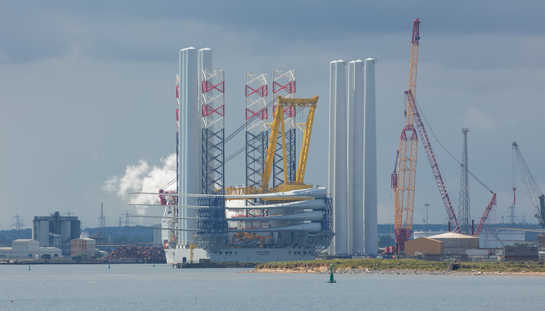 Dogger Bank turbine installation kicks off Dogger Bank turbine installation kicks off