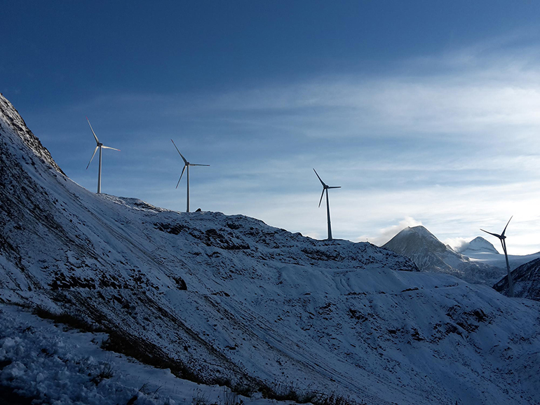 Swiss voters back renewables law Swiss voters back renewables law