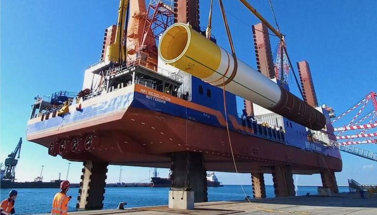 Van Oord starts Taranto monopile load out Van Oord starts Taranto monopile load out