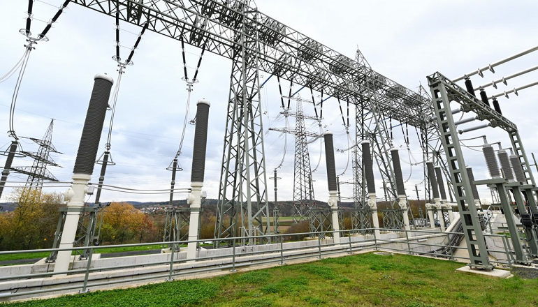 German TSOs form HVDC hub partnership TenneT inaugurates Dutch wind and solar substation