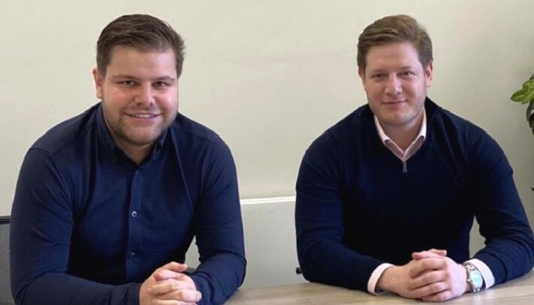 White brothers join Earthstream
