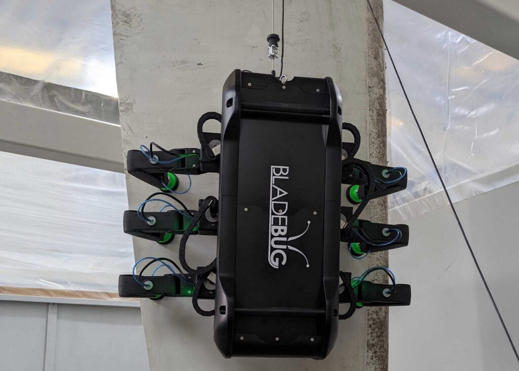 BladeBUG evolves with waterproof outer shell BladeBUG evolves with waterproof outer shell
