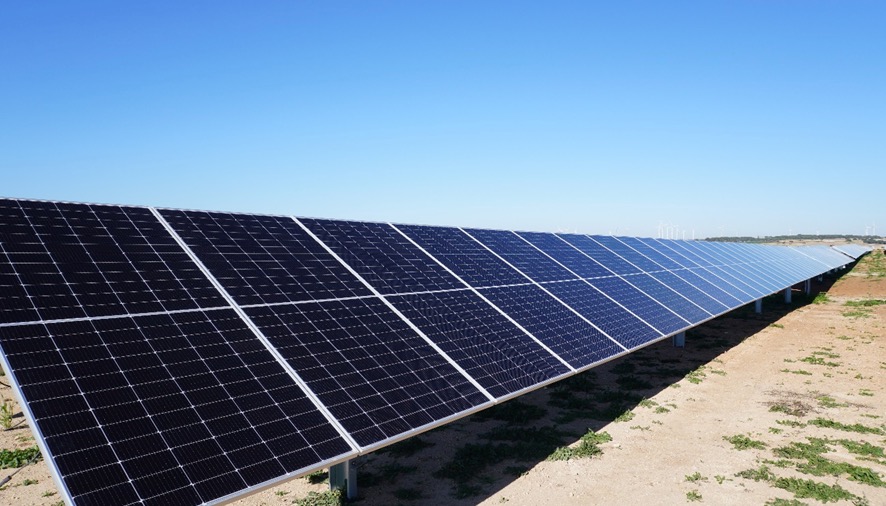 Low Carbon chooses Elmya for UK PV project European Energy appoints new renewable assets head