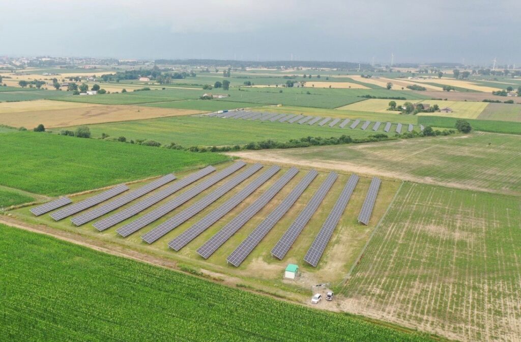 R Power hires builders for Polish solar surge R Power hires builders for Polish solar surge