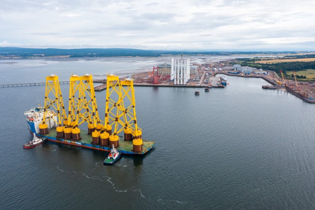 Scots floater cluster ‘could deliver £1.5bn boost’ Seagreen jackets arrive in Scotland