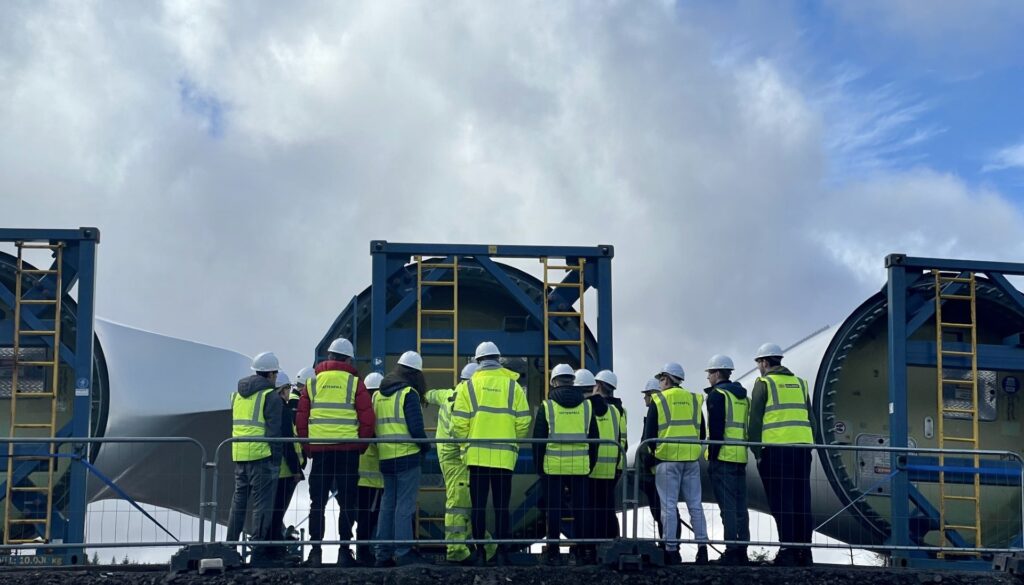Vattenfall plans Scottish onshore wind apprenticeships Vattenfall plans Scottish onshore wind apprenticeships