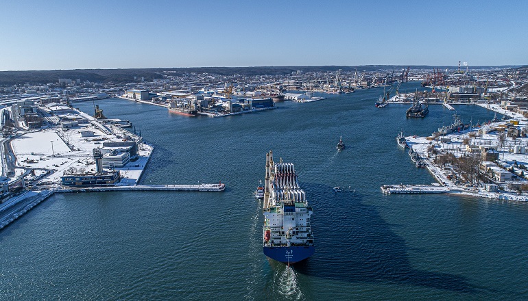 Vestas and Port of Gydnia enter into collaboration Vestas and Port of Gydnia enter into collaboration