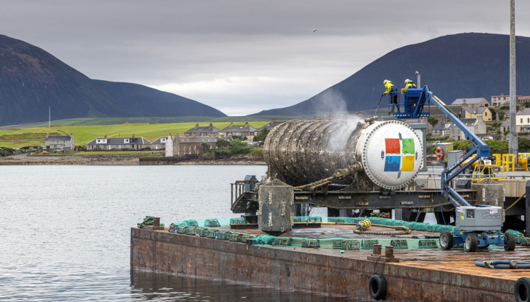 Microsoft mulls data centres at offshore wind farms Microsoft mulls data centres at offshore wind farms