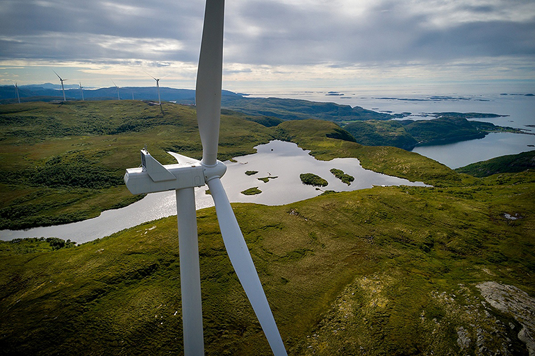 Vestas wins 113MW turbine order treble Vestas wins 113MW turbine order treble