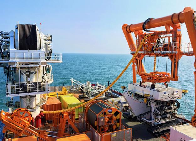 Van Oord joins burial business