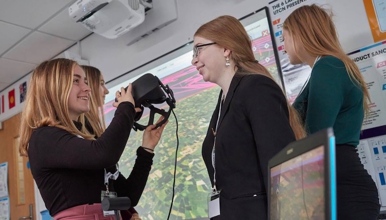 ‘Young consultants’ export offshore skills 'Young consultants' export offshore skills