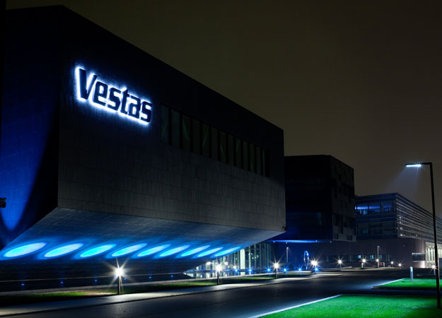 Vestas nacelle detaches at Canadian site Vestas merges Asia operations