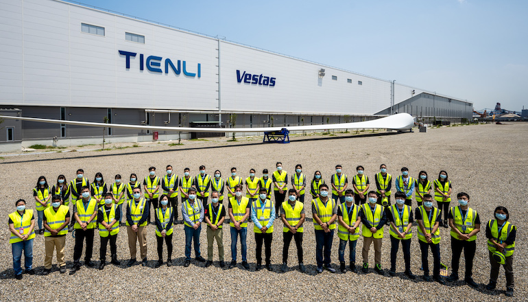 First Vestas blade rolls of Taiwan production line First Vestas blade rolls of Taiwan production line