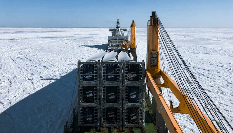 Vestas scoops 101MW Finnish onshore prize Vestas was supported by ice-breakers to deliver V162 blades to the Simo project in Finland