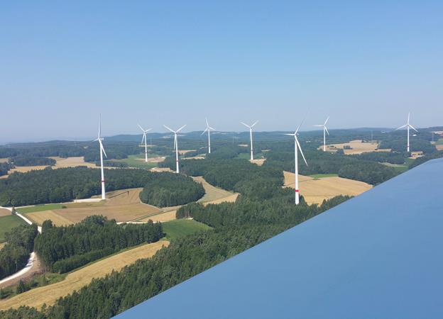 EU renewables ‘top 30%’ EU renewables 'top 30%'