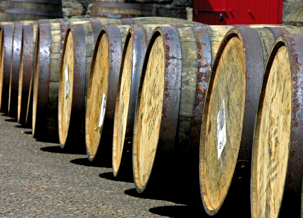 UK distilleries toast government green support UK distilleries toast government green support