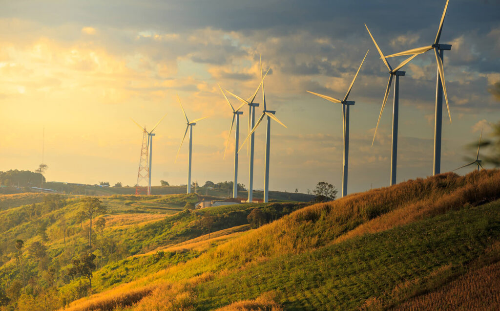 Global installed wind capacity hits 1TW mark Emergy postpones Ukrainian wind farm build