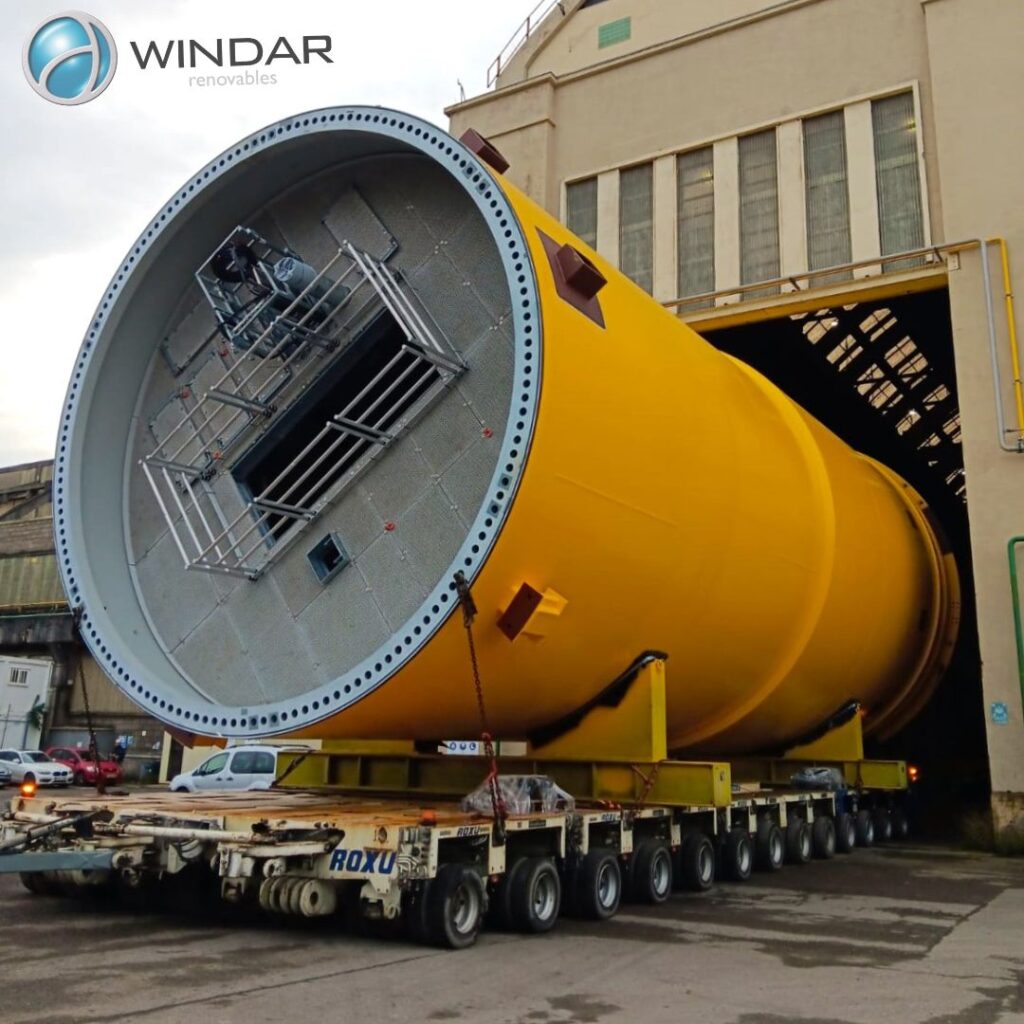 Windar progresses Polish tower factory Iberdrola President visits Port of Aviles