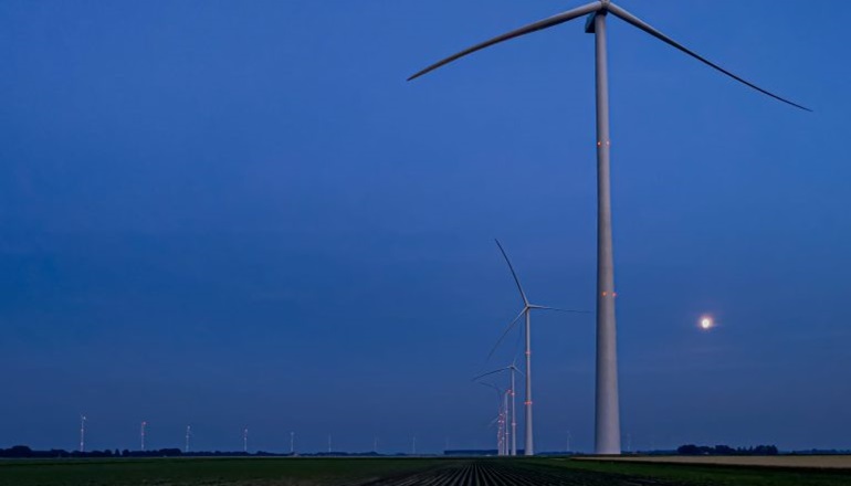 Dutch turbines install smart lighting Dutch turbines install smart lighting
