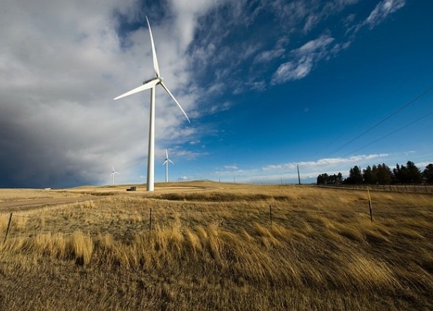 Intermountain finalises US wind bid