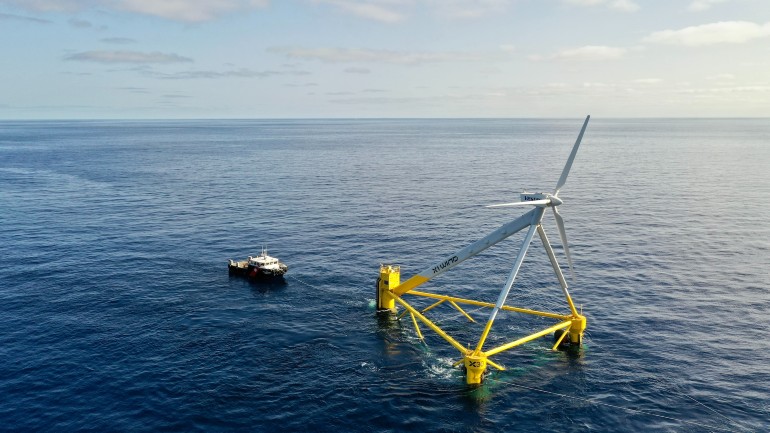 X1 installs floater demo off Canary Islands